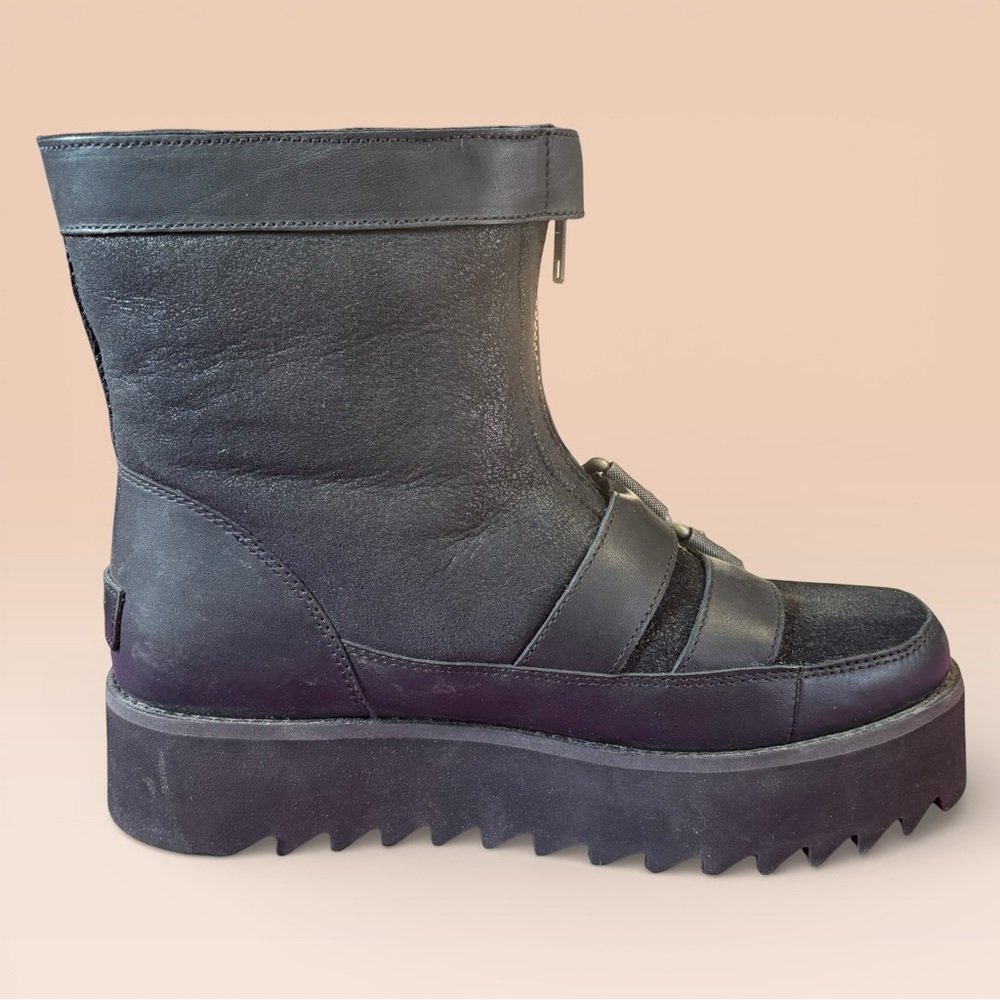 UGG Moto Punk Mini Women Ankle Boots Black Leather & Sheepskin Interior US Sz 8 - Picture 10 of 13